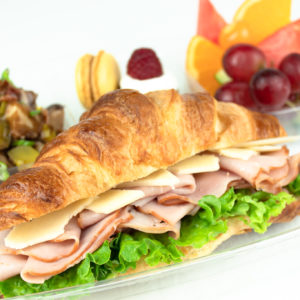 Croissant au jambon fumé à l'ancienne Equilibre Traiteur
